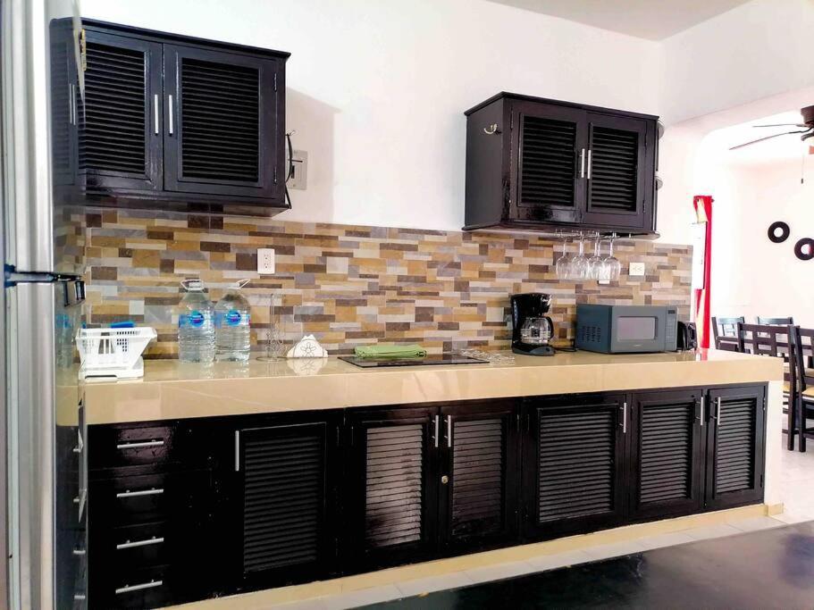 Casa Leonor. 2 Cuartos, 2 Banos, Cocina, Cochera. Valladolid  Ngoại thất bức ảnh
