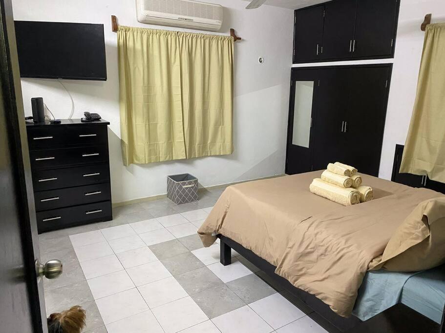 Casa Leonor. 2 Cuartos, 2 Banos, Cocina, Cochera. Valladolid  Ngoại thất bức ảnh